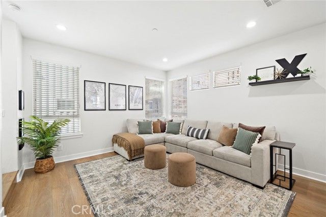 1974 Meyer Place D, Costa Mesa, CA 92627