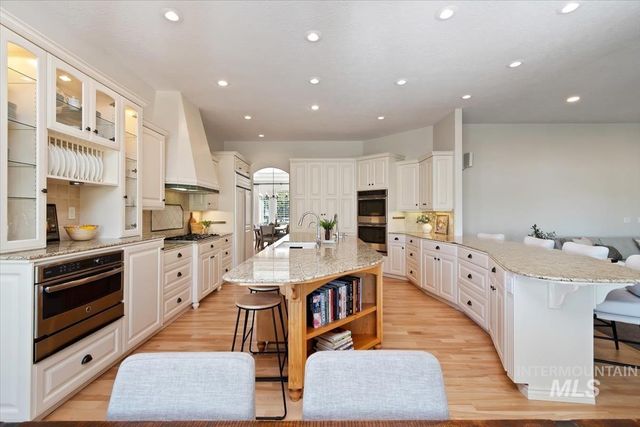 1776 E Handel St, Meridian, ID 83646