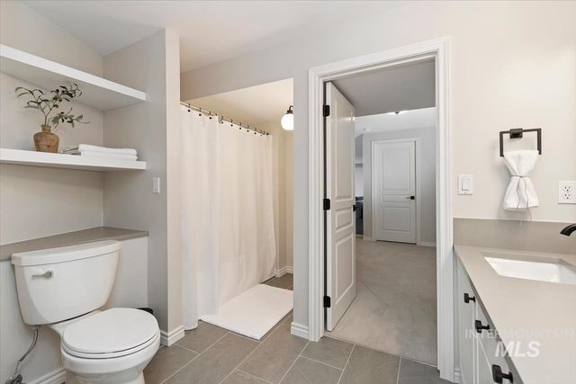1776 E Handel St, Meridian, ID 83646