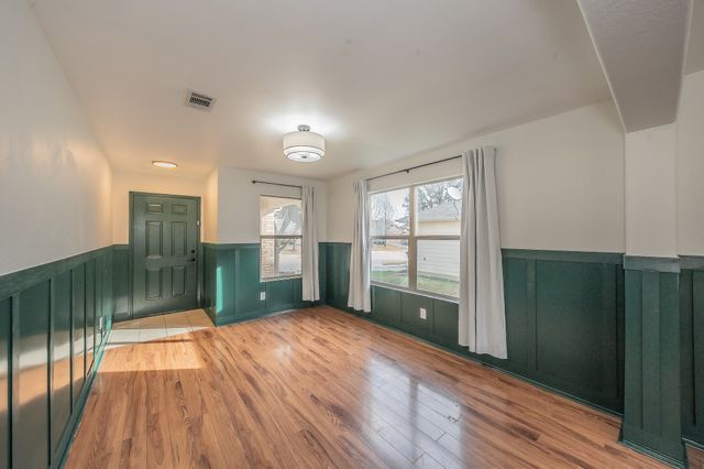 1906 Beach Drive, Dallas, TX 75051