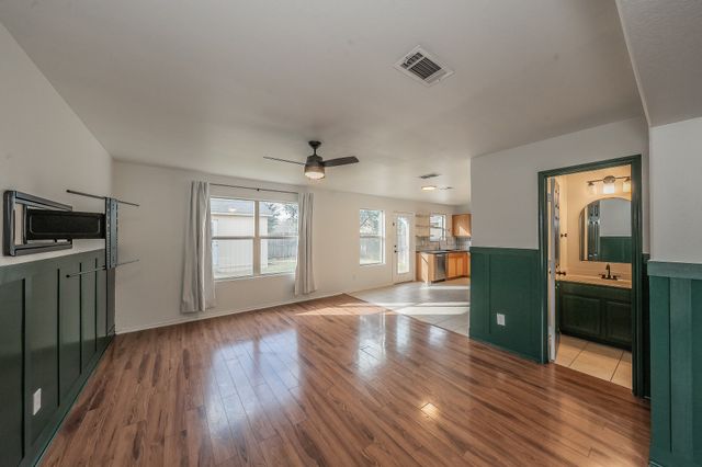 1906 Beach Drive, Dallas, TX 75051