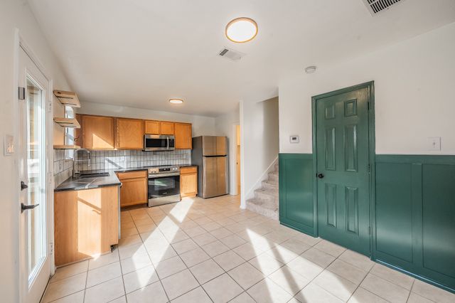 1906 Beach Drive, Dallas, TX 75051