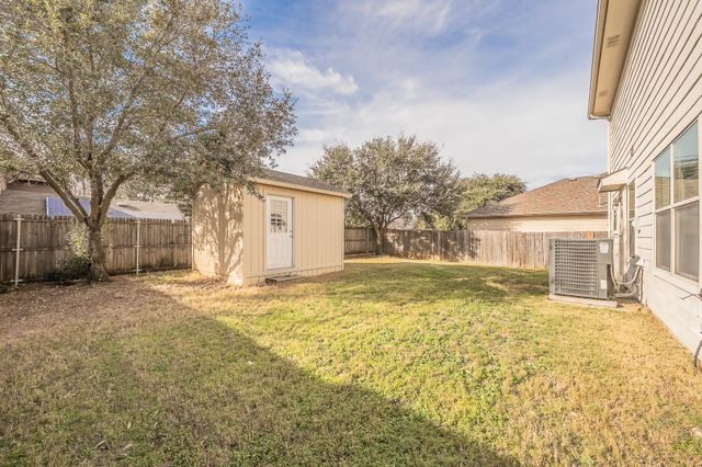 1906 Beach Drive, Dallas, TX 75051