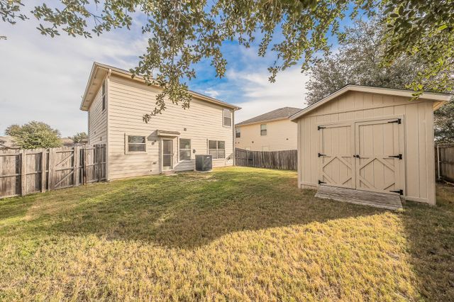 1906 Beach Drive, Dallas, TX 75051