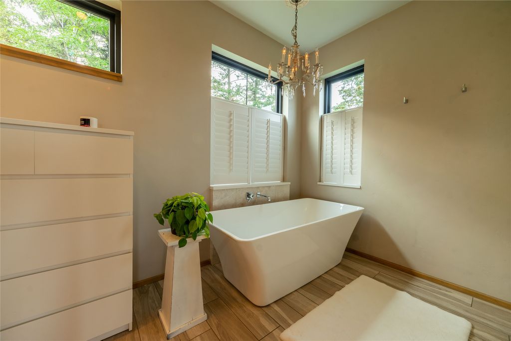 605 Valley View Drive, Kalispell, MT 59901 photo 39