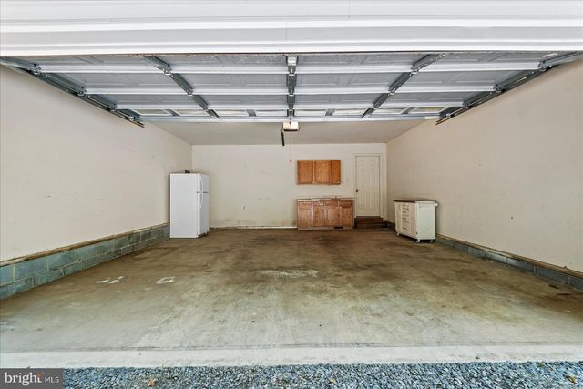 220 CREEKSIDE DR, Locust Grove, VA 22508