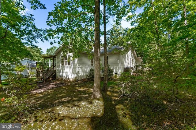 220 CREEKSIDE DR, Locust Grove, VA 22508