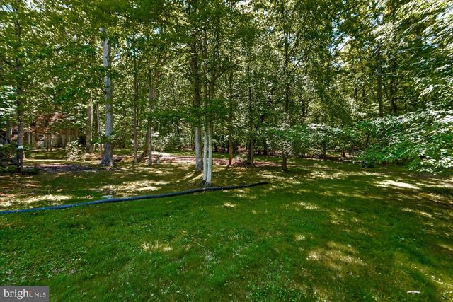 220 CREEKSIDE DR, Locust Grove, VA 22508