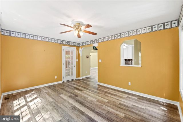220 CREEKSIDE DR, Locust Grove, VA 22508