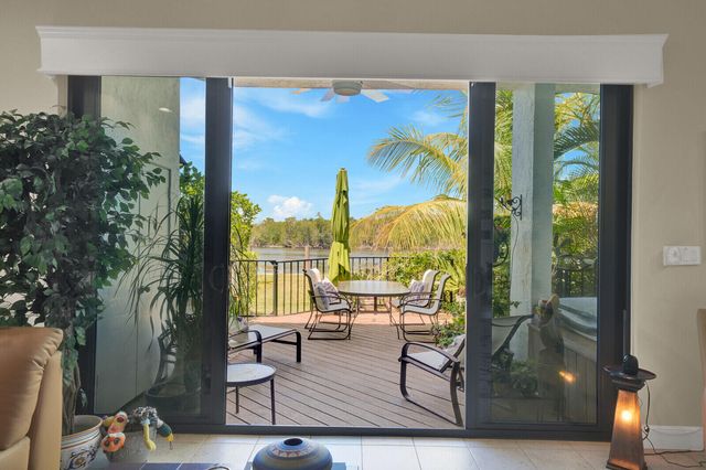 4501 N Ocean Boulevard Th-04, Boca Raton, FL 33431
