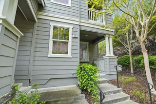 700 Live Oak Way 702, Belmont, CA 94002