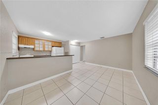 9751 Wayne Ave 6, Palmetto Bay, FL 33157