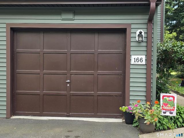 166 Wynwood Drive 166, Enfield, CT 06082