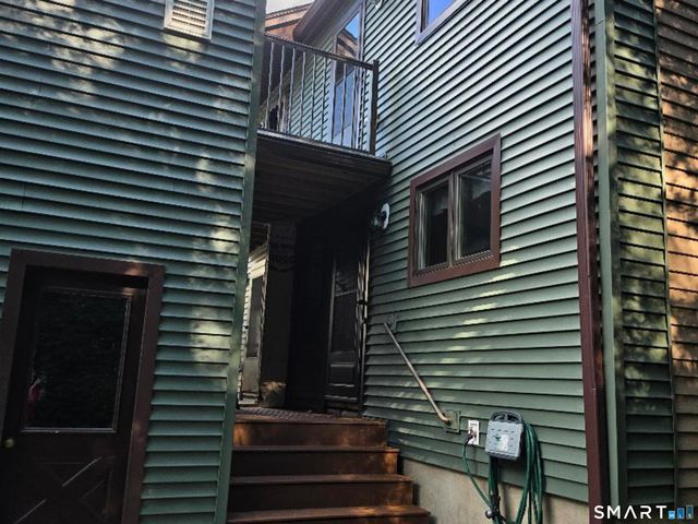 166 Wynwood Drive 166, Enfield, CT 06082