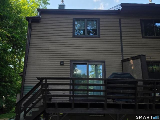 166 Wynwood Drive 166, Enfield, CT 06082
