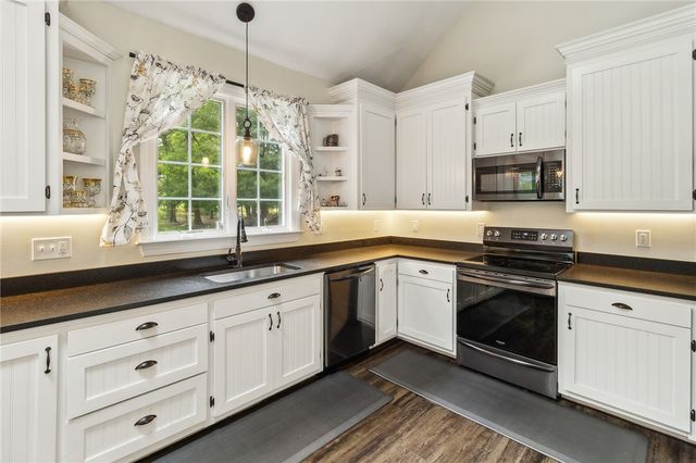 453 Plain Road, West Greenwich, RI 02817