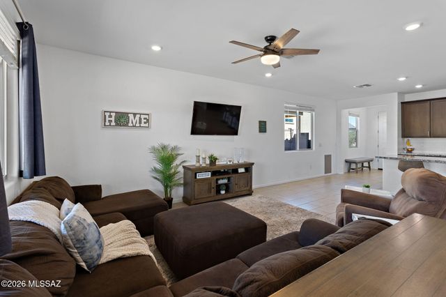 3080 W Chalfont Drive, Tucson, AZ 85742