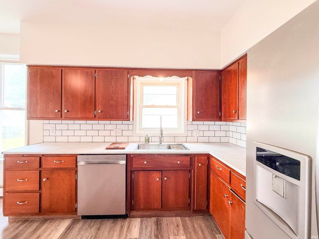 5187 E 1100 North Road, Ossian, IN 46777