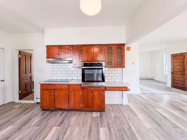 5187 E 1100 North Road, Ossian, IN 46777