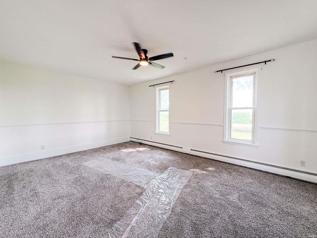 5187 E 1100 North Road, Ossian, IN 46777