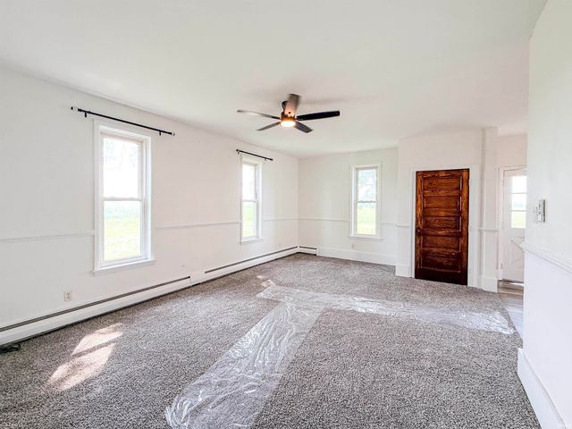 5187 E 1100 North Road, Ossian, IN 46777