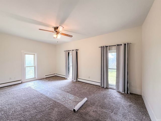5187 E 1100 North Road, Ossian, IN 46777