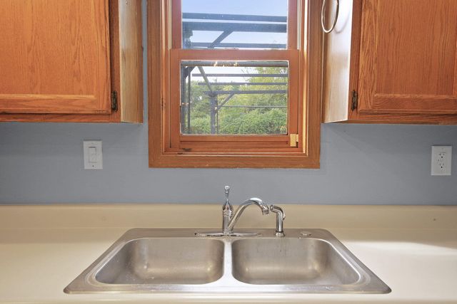 3581 N MANCHESTER DR, Columbia, MO 65202