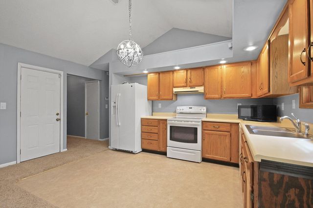 3581 N MANCHESTER DR, Columbia, MO 65202