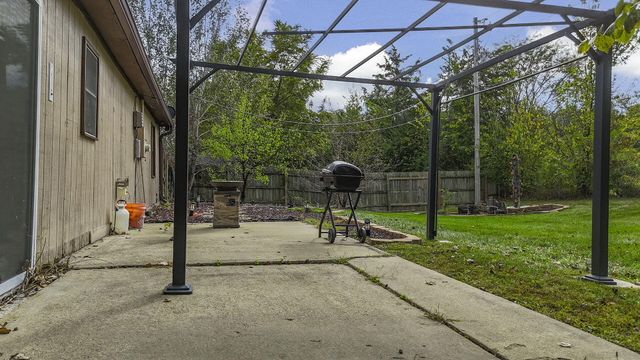 3581 N MANCHESTER DR, Columbia, MO 65202