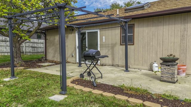 3581 N MANCHESTER DR, Columbia, MO 65202