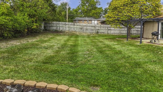 3581 N MANCHESTER DR, Columbia, MO 65202