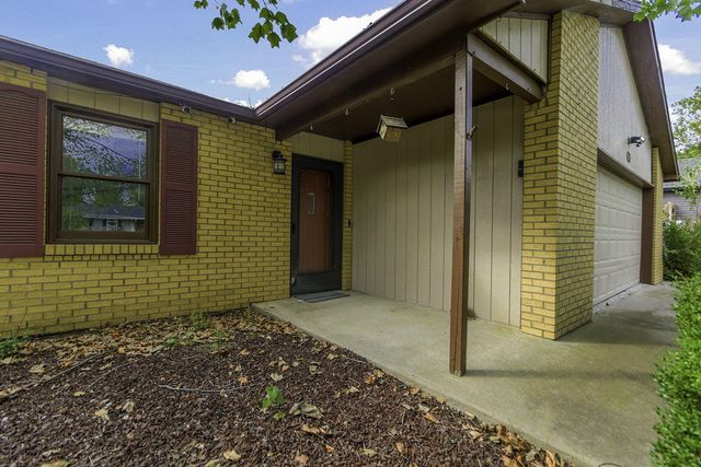 3581 N MANCHESTER DR, Columbia, MO 65202