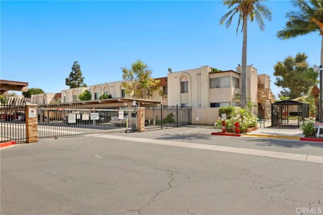 212 S Kraemer Boulevard 411, Placentia, CA 92870