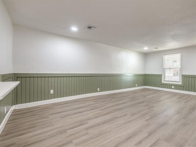 208 E Carson Street, El Reno, OK 73036
