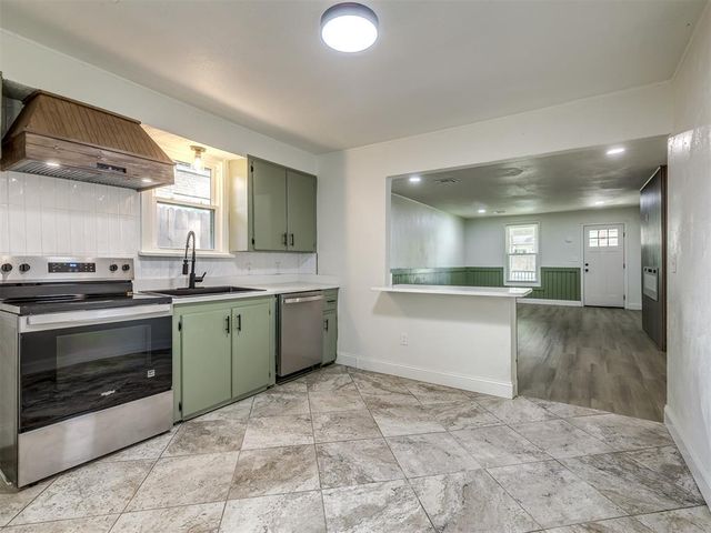 208 E Carson Street, El Reno, OK 73036