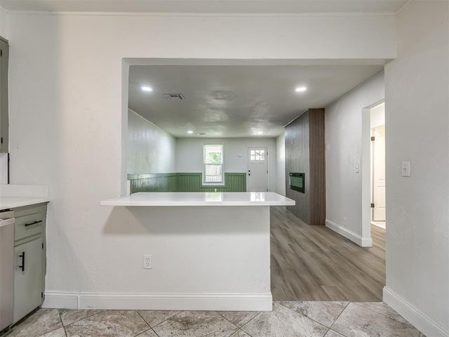 208 E Carson Street, El Reno, OK 73036