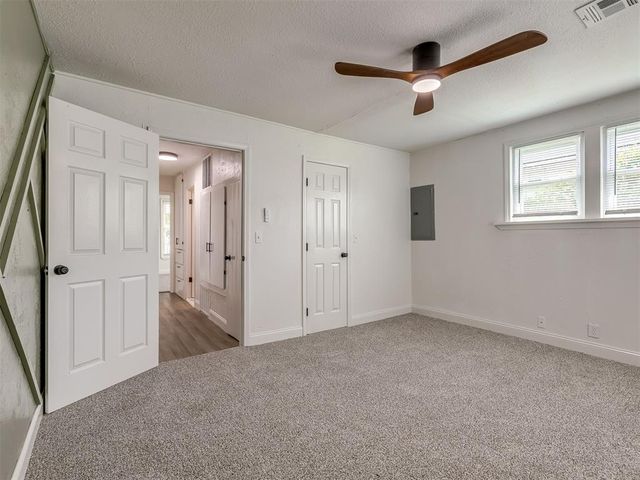 208 E Carson Street, El Reno, OK 73036