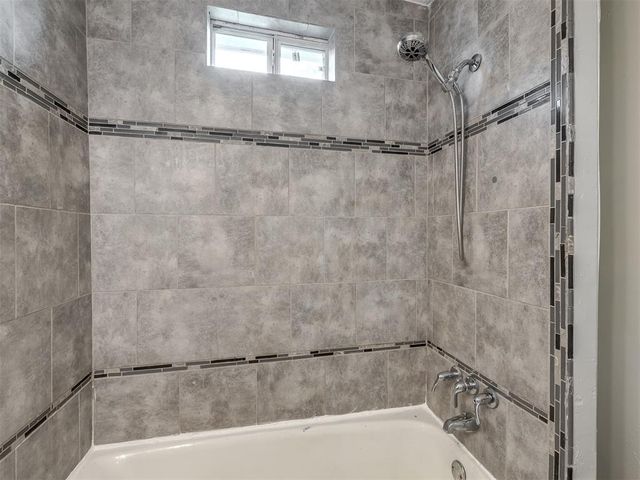 208 E Carson Street, El Reno, OK 73036