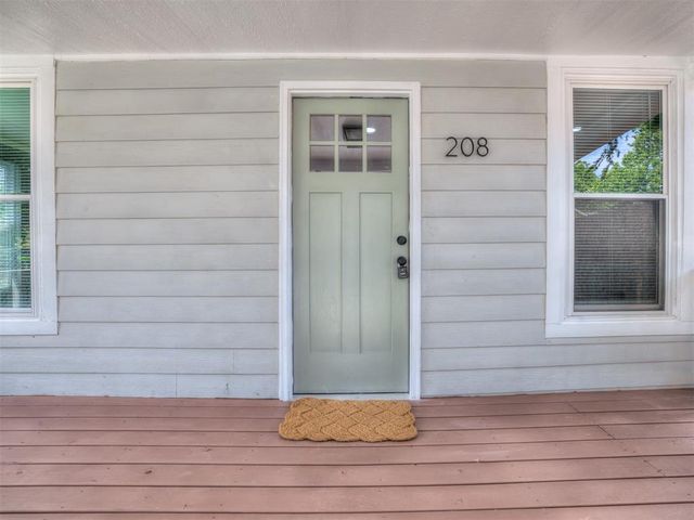 208 E Carson Street, El Reno, OK 73036