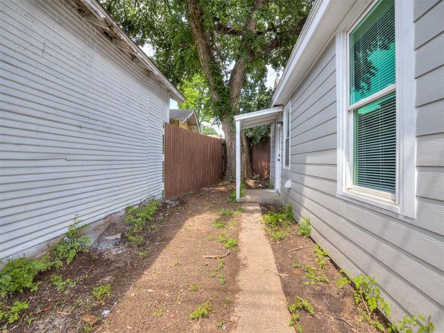 208 E Carson Street, El Reno, OK 73036