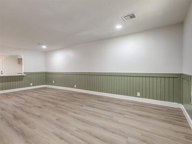 208 E Carson Street, El Reno, OK 73036