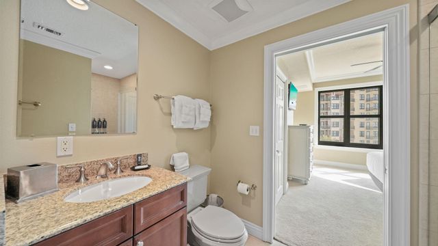 10 Harbor Boulevard W422, Destin, FL 32541