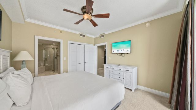 10 Harbor Boulevard W422, Destin, FL 32541