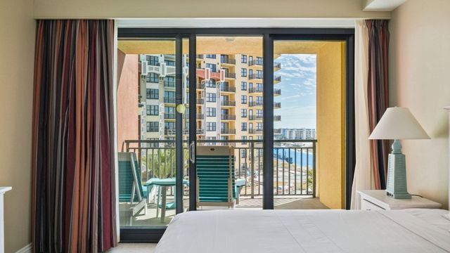 10 Harbor Boulevard W422, Destin, FL 32541
