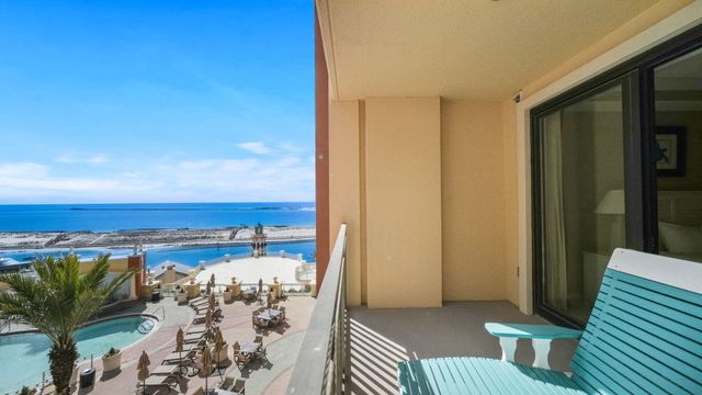 10 Harbor Boulevard W422, Destin, FL 32541
