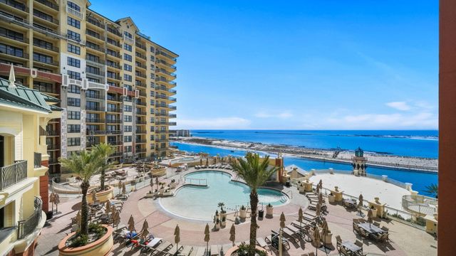 10 Harbor Boulevard W422, Destin, FL 32541