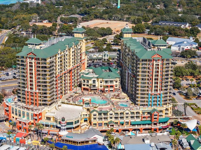 10 Harbor Boulevard W422, Destin, FL 32541