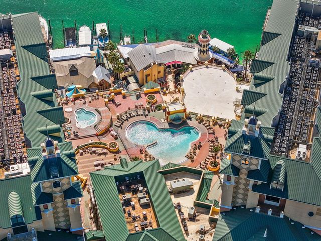 10 Harbor Boulevard W422, Destin, FL 32541