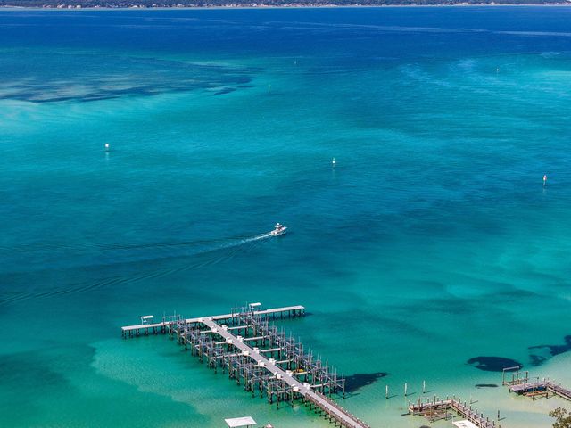 10 Harbor Boulevard W422, Destin, FL 32541