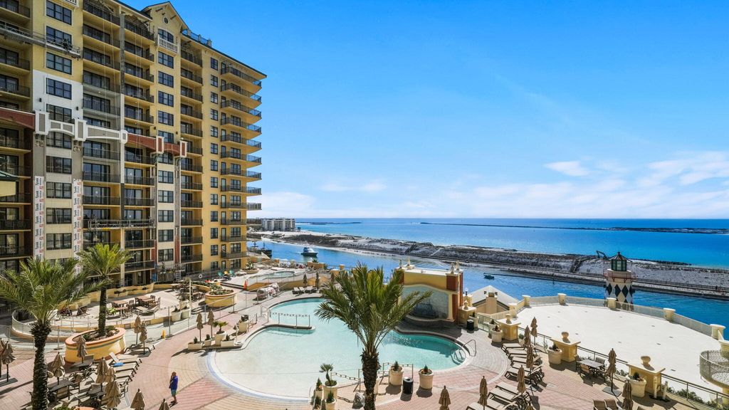 10 Harbor Boulevard W422, Destin, FL 32541